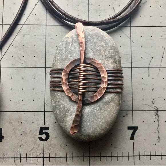❤️Sold❤️Wire wrap copper river rock  necklace - Picture 5 of 5
